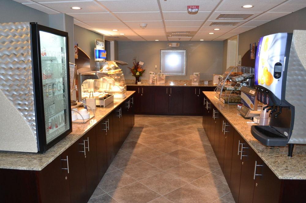 Holiday Inn Express And Suites Merrimack By Ihg מראה חיצוני תמונה