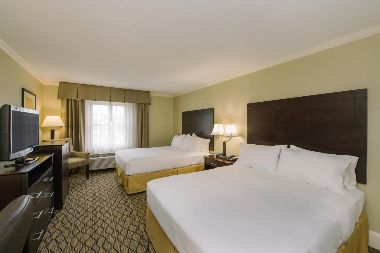 Holiday Inn Express And Suites Merrimack By Ihg מראה חיצוני תמונה