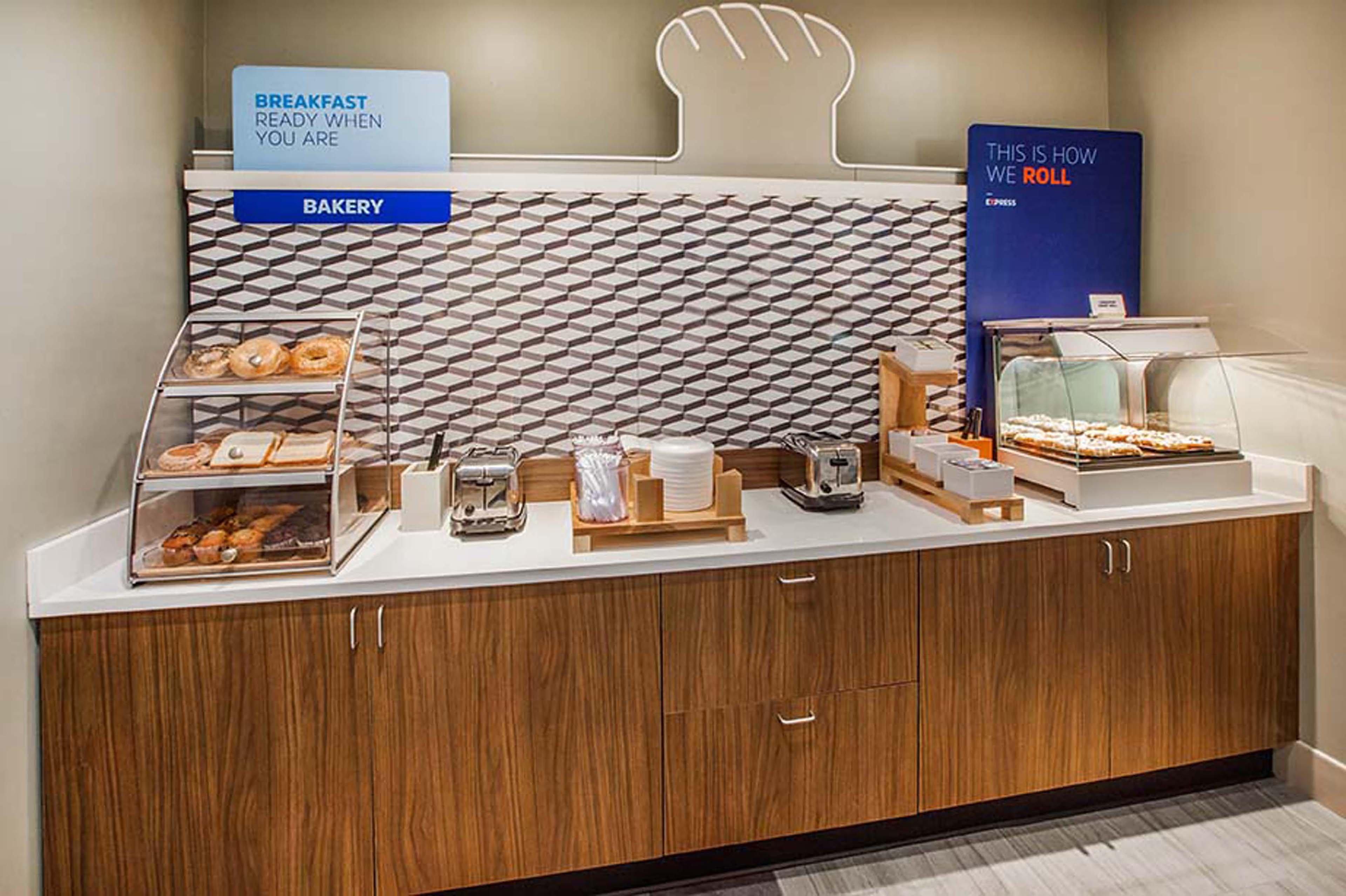 Holiday Inn Express And Suites Merrimack By Ihg מראה חיצוני תמונה