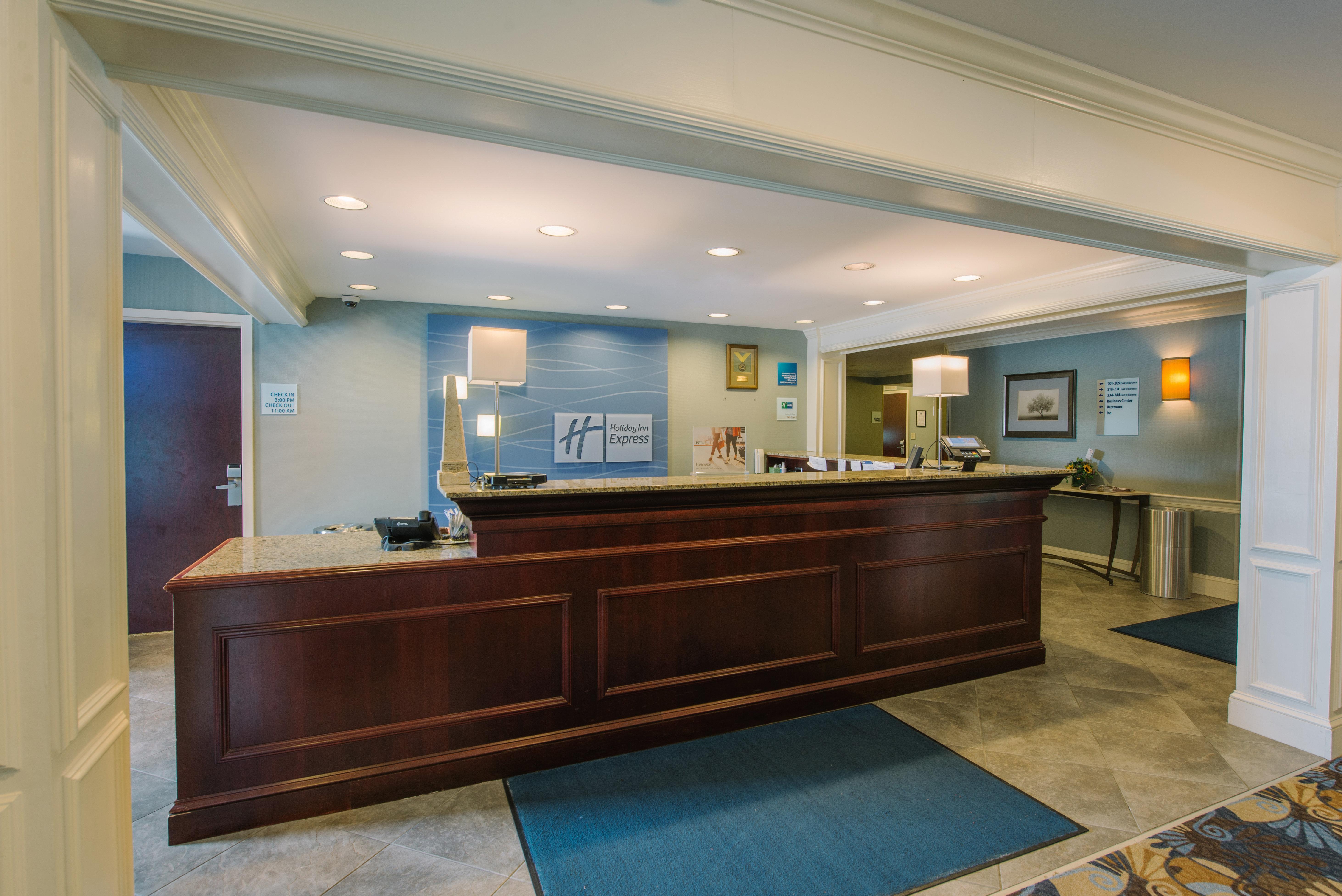 Holiday Inn Express And Suites Merrimack By Ihg מראה חיצוני תמונה