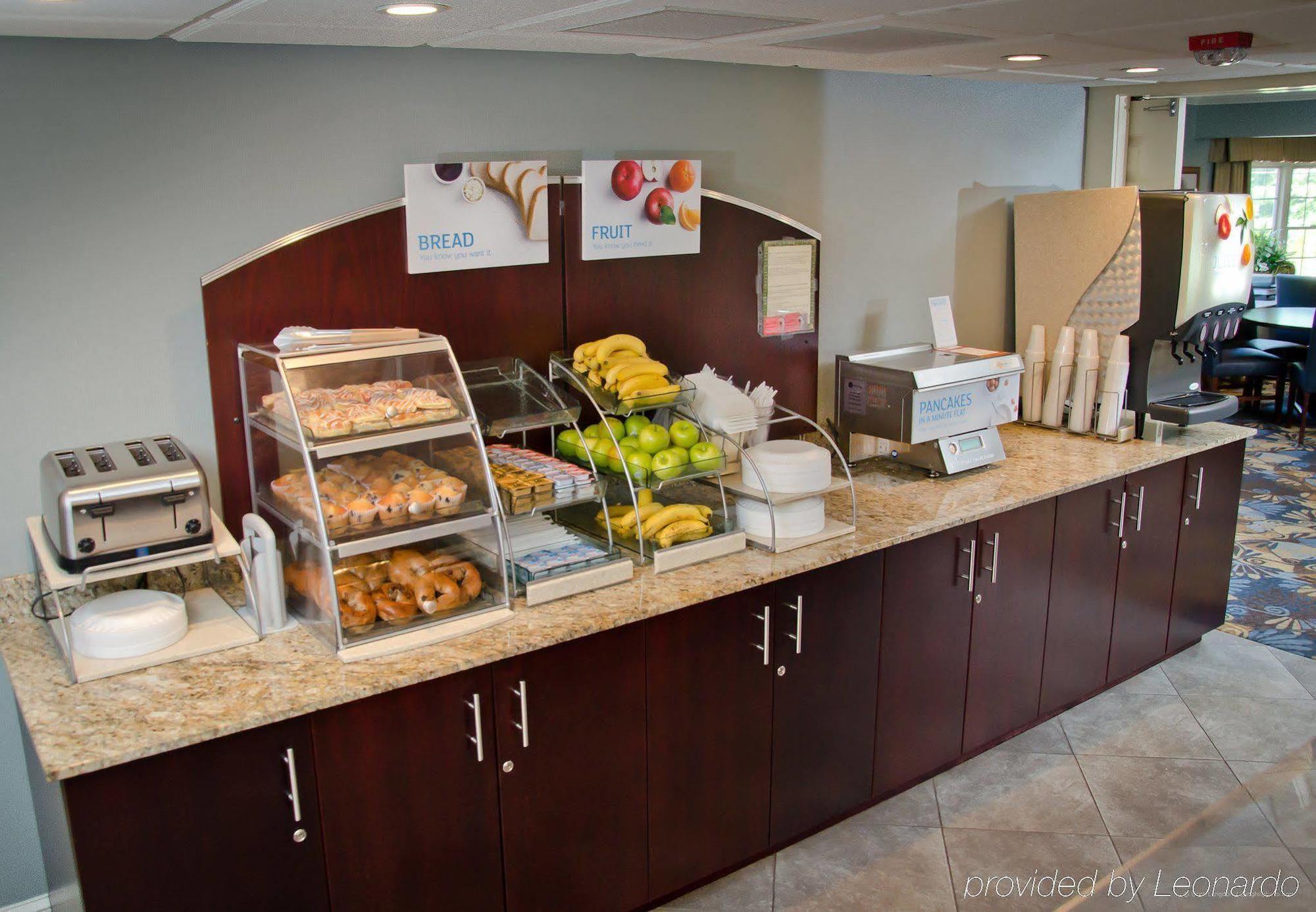 Holiday Inn Express And Suites Merrimack By Ihg מראה חיצוני תמונה