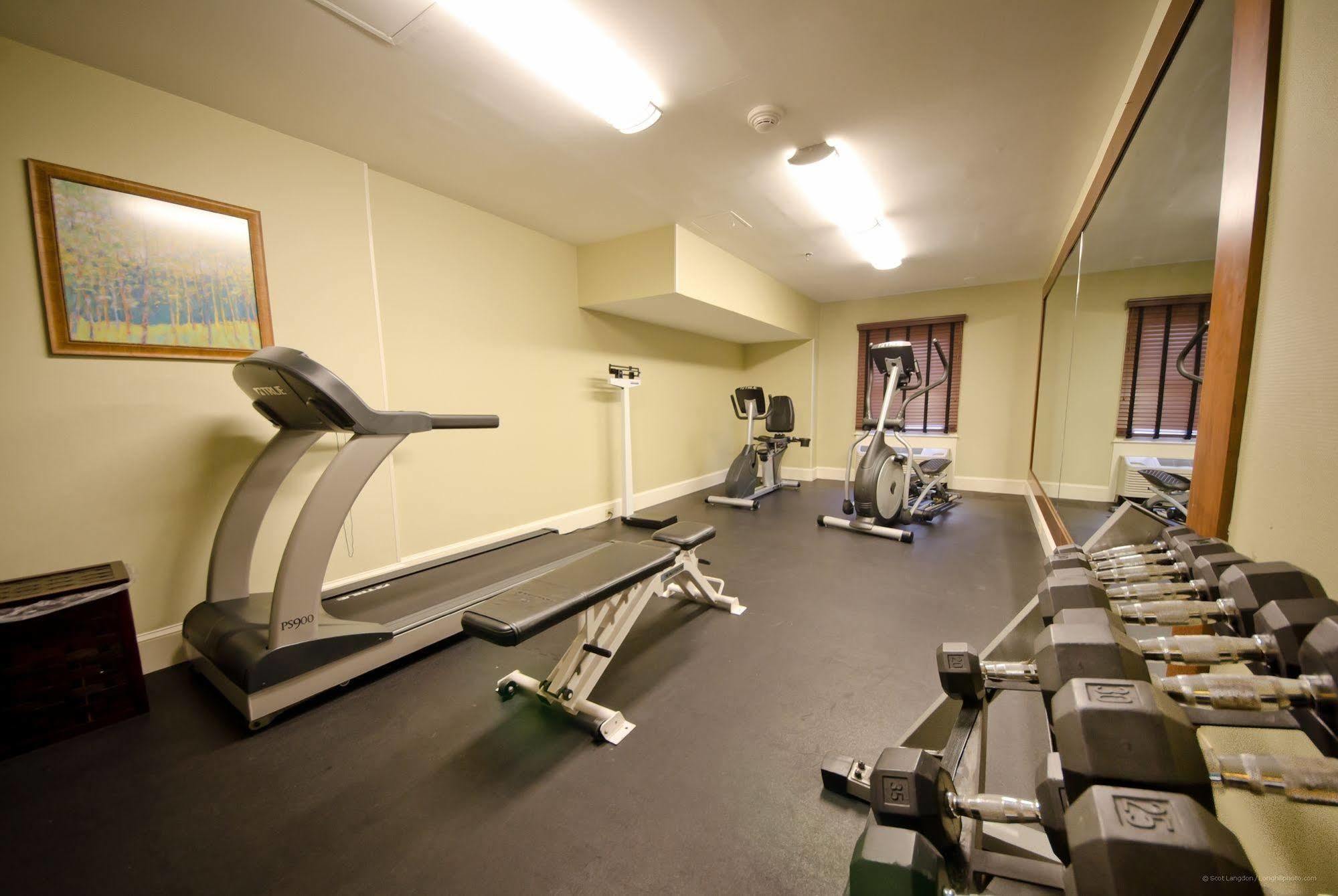 Holiday Inn Express And Suites Merrimack By Ihg מראה חיצוני תמונה